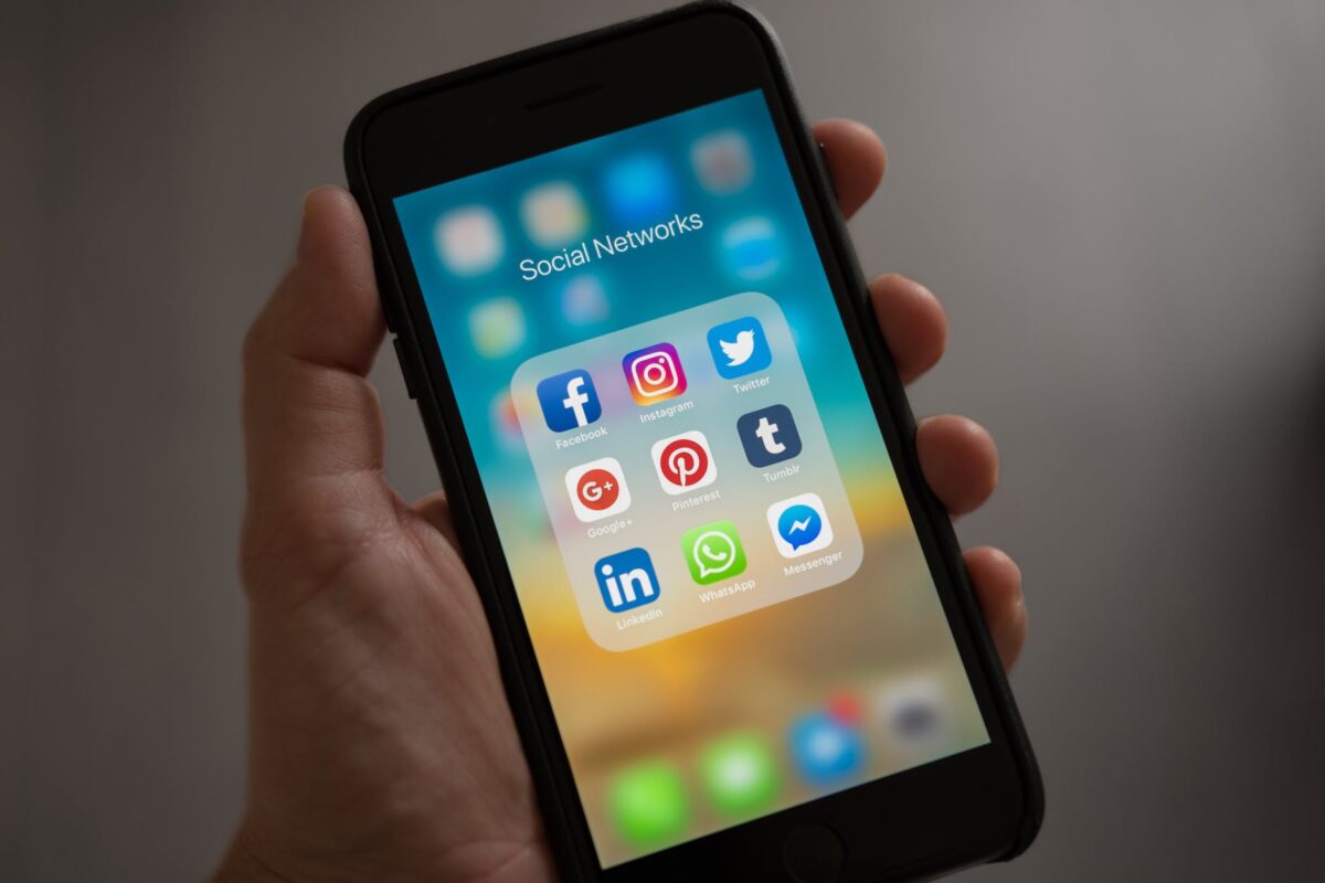 Decluttering digitale “Take 2”: variazioni sul tema